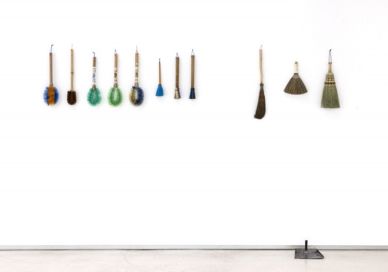 Hartmut landauer,everyday objects,Besen,Bürsten,broom and toilet brush collection